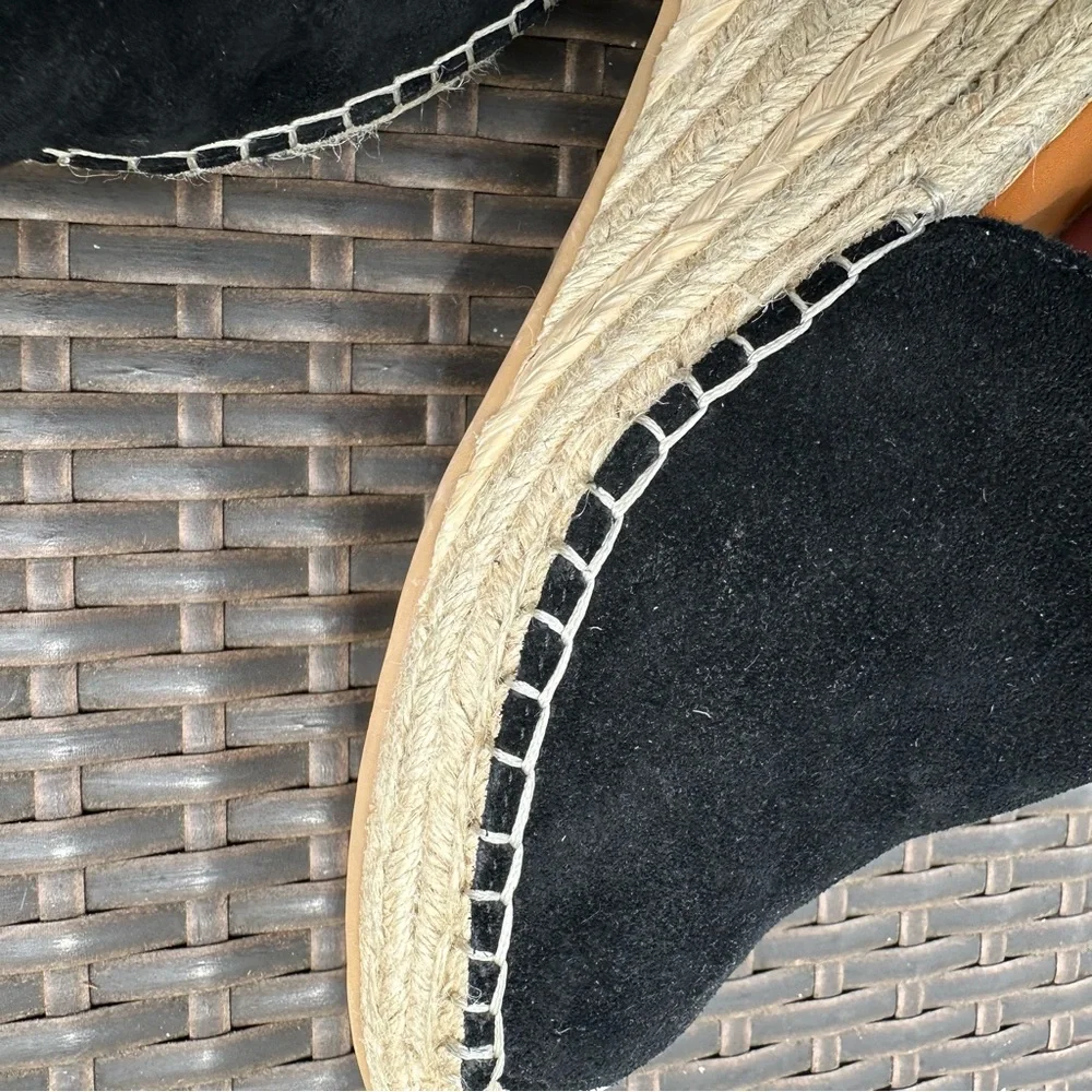 New GAP Black Suede Leather Espadrille Raffia Wedge Sandals, Size 11, Open Toe